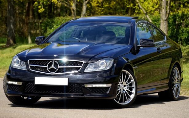 polir les chromes de votre voiture