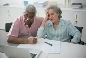 ordinateur-assurance-couple